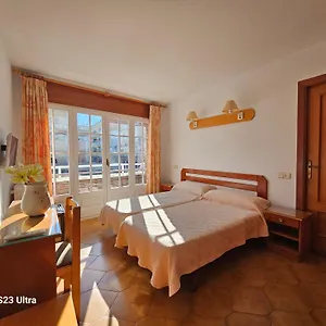 hostal-celmar-malllorca-ii.catalonia-hotels.com/